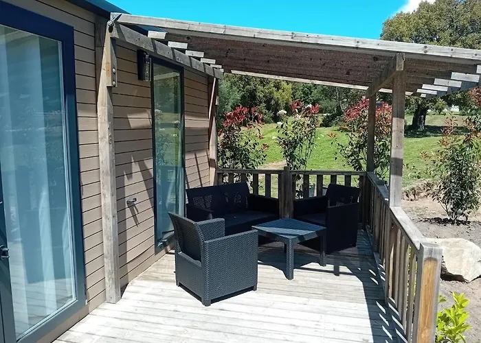 De Charme Pres De Santa Giulia Chalet *